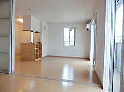 リルシア 201 2階2LDKのリビング/ダイニング