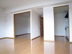 パールパレス 203 2階2LDKのリビング/ダイニング