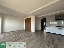 エクセレント丸太 302 3階1LDKのリビング/ダイニング