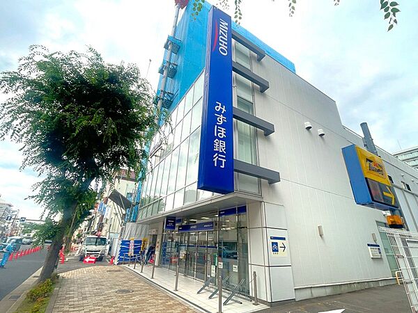 みずほ銀行川西支店　1440ｍ　徒歩約18分