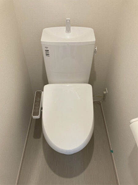 画像11:清潔感のあるトイレです