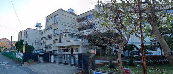 画像17:【小学校】松戸市立八ケ崎小学校まで959ｍ