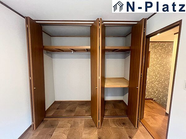各部屋に収納が充実しており、整理整頓がしやすい設計です。