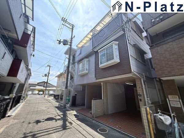 ゴミ置き場や電柱の位置なども現地でご確認いただけます。