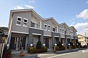 亀山駅より徒歩13分 1階 築19年5ヶ月の賃貸物件