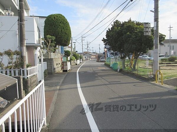 画像24:前面道路