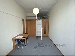 近鉄奈良線 河内花園駅 徒歩21分の賃貸アパート 2階1Kのリビング/ダイニング