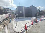 富雄駅より徒歩7分 1階 新築の賃貸物件