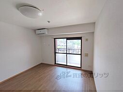 セレーノ東生駒Ｂ棟 302 3階1Kのリビング/ダイニング