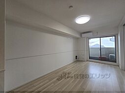 JR片町線(学研都市線) 四条畷駅 徒歩16分の賃貸アパート 3階1LDKのリビング/ダイニング