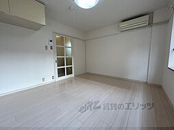 スタンドアップ本町 401 4階ワンルームのリビング/ダイニング