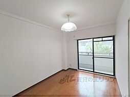 近鉄奈良線 新大宮駅 徒歩9分の賃貸マンション 3階3DKのリビング/ダイニング