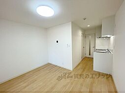 近鉄奈良線 八戸ノ里駅 徒歩8分の賃貸アパート 2階1LDKのリビング/ダイニング