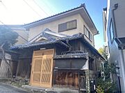 生駒駅より徒歩8分 築68年5ヶ月 2階建の賃貸物件