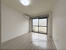 シャンテムーラン 320 3階ワンルームのリビング/ダイニング