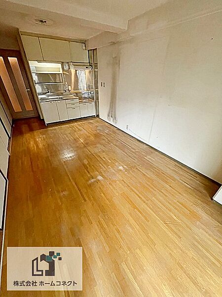 LDK・10.5帖｜住宅ローンについてもお気軽にご相談ください。お車のローンや住宅購入に必要な諸費用などもおまとめ可能です。