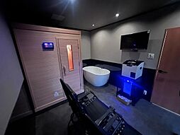 大阪府東大阪市加納８丁目2-12