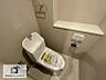 トイレ：トイレ新調｜ウォシュレット機能付きのトイレになります。