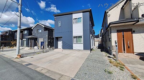 南側に物件がございますので陽当たり良好でございます(2024年10月12日撮影)