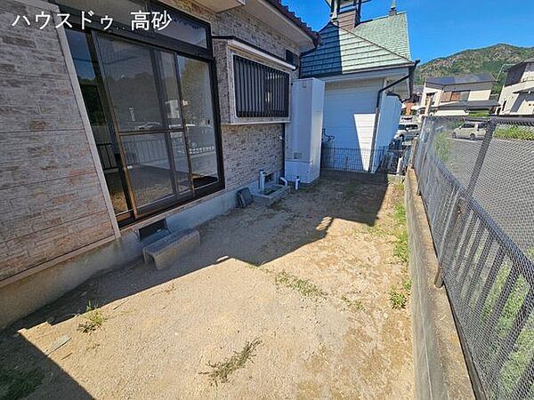 多様な用途に使えるお庭付き♪現地(2024.8.23)撮影