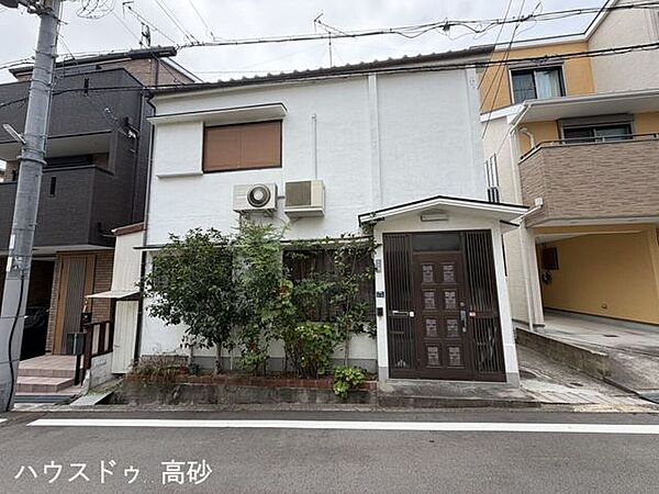 2沿線が利用可能で、お出かけや通勤の選択肢が広がる快適な交通環境です