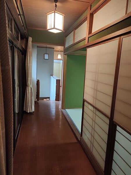 和の風合いが美しく、住まいに品を添えます