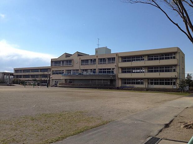 【小学校】東松山市立新宿小学校まで689ｍ