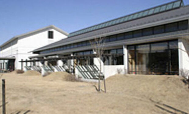 【図書館】加須市立北川辺図書館まで1017ｍ