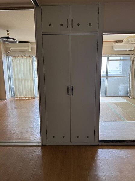 リビング収納