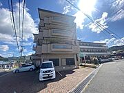 大和朝倉駅より徒歩10分 1階 築30年の賃貸物件