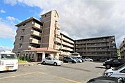 尺土駅より徒歩3分 築28年5ヶ月 5階建の賃貸物件