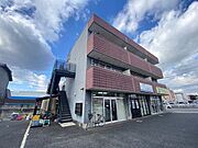 桜井駅より徒歩5分 築19年8ヶ月 3階建の賃貸物件