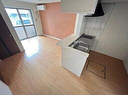 ロイヤルヒルズ2 1階1LDKのリビング/ダイニング