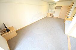 レオパレス城ノ内2 102 1階1LDKのリビング/ダイニング