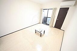 レオネクストウィズハピネス 1階1Kのリビング/ダイニング