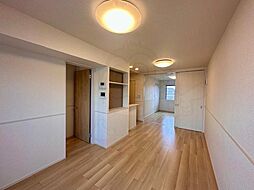 エヴァ　グリーン　ヴィラ2 2階2LDKのリビング/ダイニング