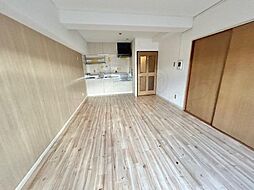 メゾン田井新町 1階3LDKのリビング/ダイニング