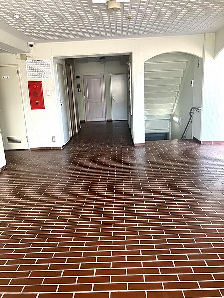 建物のエントランスです。