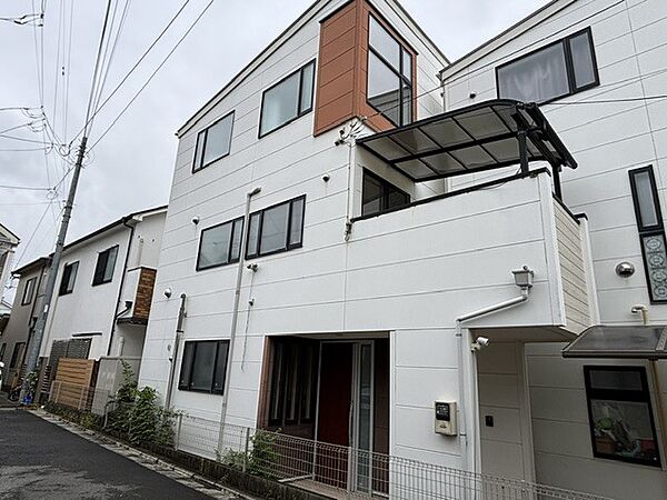 外観：311002486888