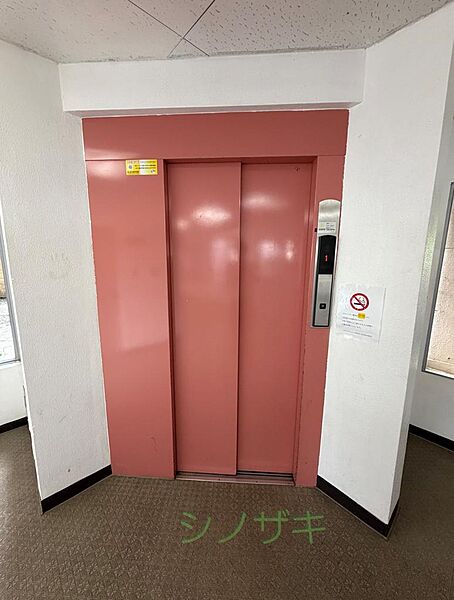 エレベーター
