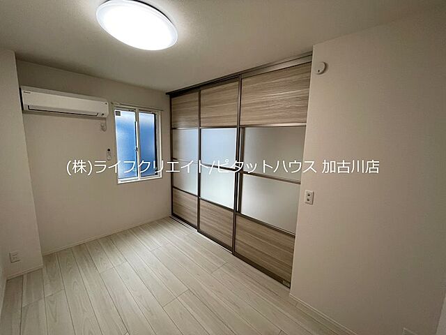 寝室
