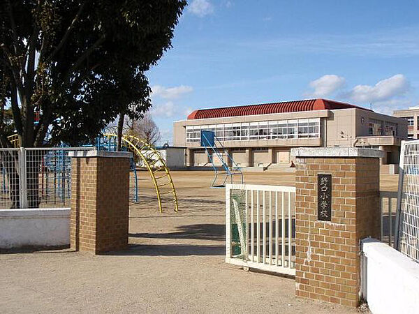 野口小学校（453m）