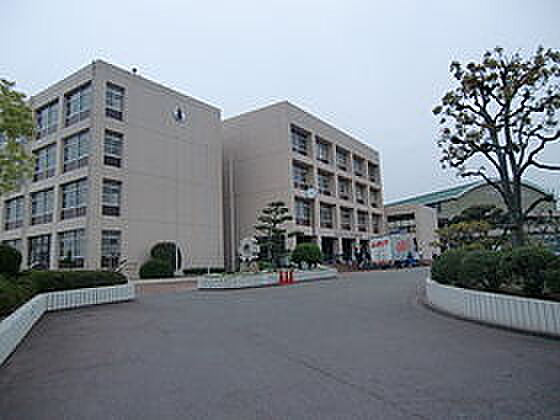 画像17:兵庫県立播磨南高校（1698m）