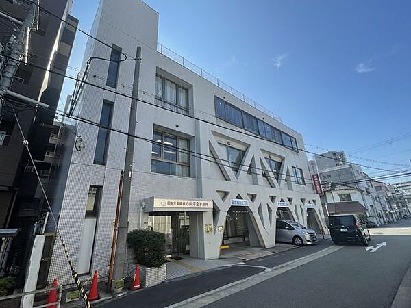 市岡年金事務所【営業時間】8時30分～17時15分【定休日】土曜日、日曜日 440m