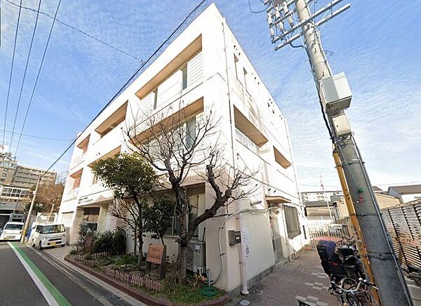 大阪市立中川保育所 440m
