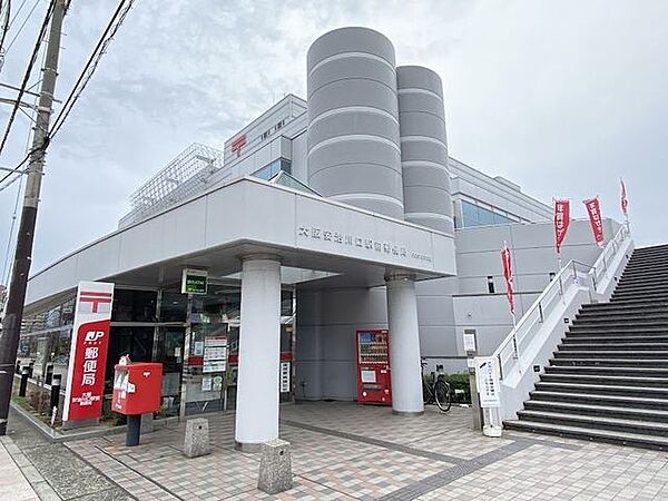 大阪安治川口駅前郵便局 550m