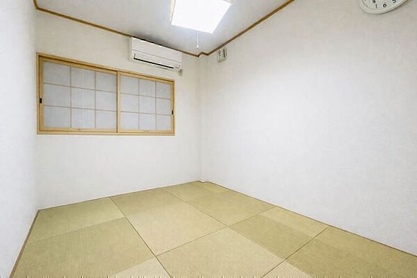 1階部分にあり、客室としても利用可能な和室です♪※AIによる家具消し加工済み