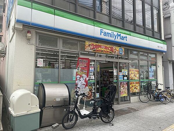 ファミリーマート市岡一丁目店24時間営業 250m