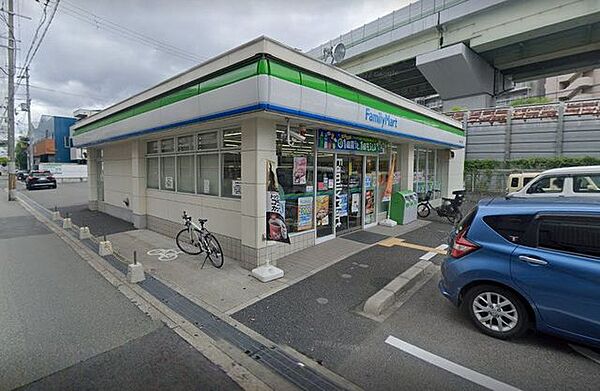 ファミリーマート 大開三丁目店 60m
