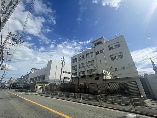 大阪市立市岡東中学校 350m